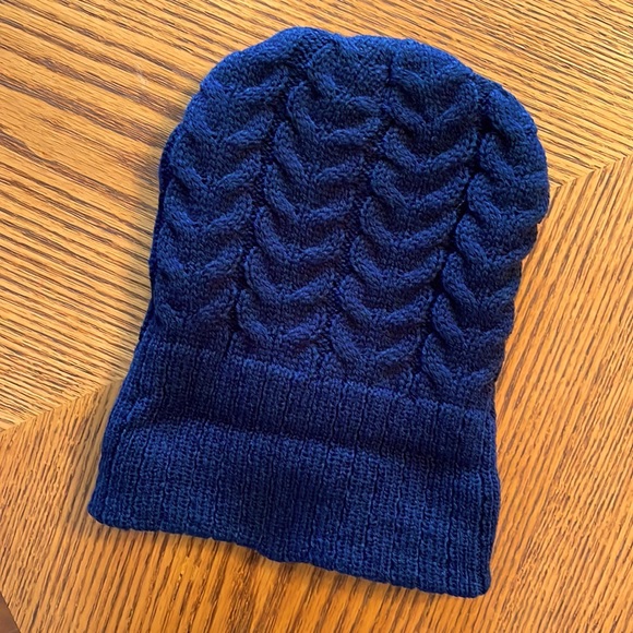 Chicago Cubs Beanie with Jim Beam - Picture 4 of 6